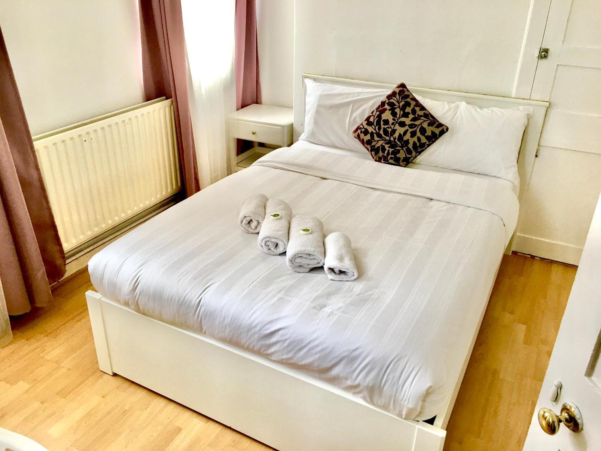 Appartement Stunning -3 Double Bedroom Entire Flat In Heart Of