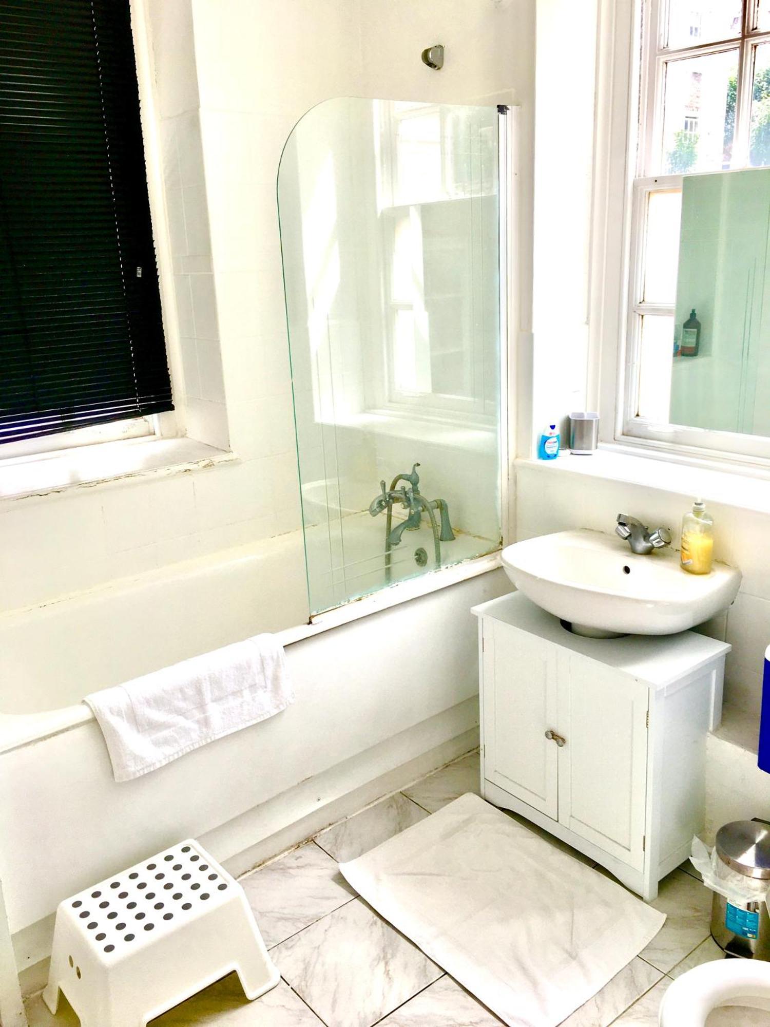 Appartement Stunning -3 Double Bedroom Entire Flat In Heart Of Londres